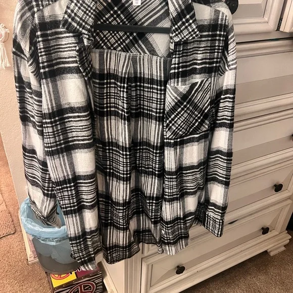 BP (XS) Black and White Plaid Shirt Women’s. New! - Picture 1 of 3